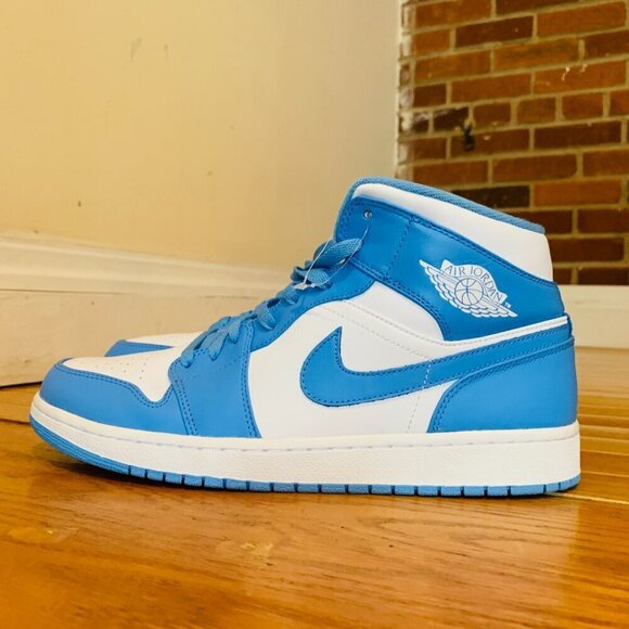 Nike Air Jordan 1 Retro Mid Unc / University Blue 554724-106 Size 12 - Picture 10 of 16